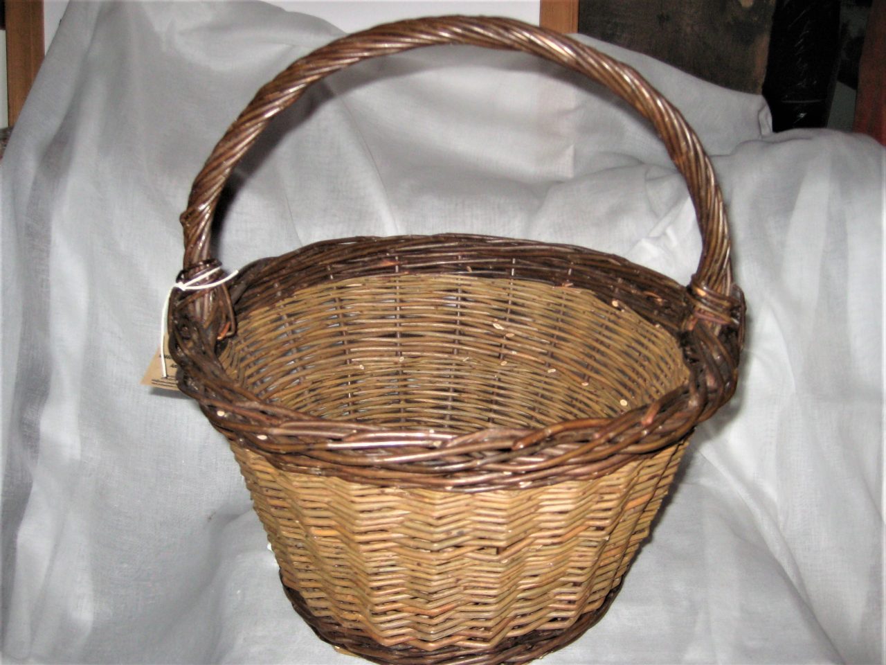 Small willow shopper basket